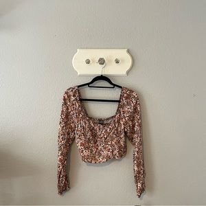 Wild Fable floral long sleeve crop top